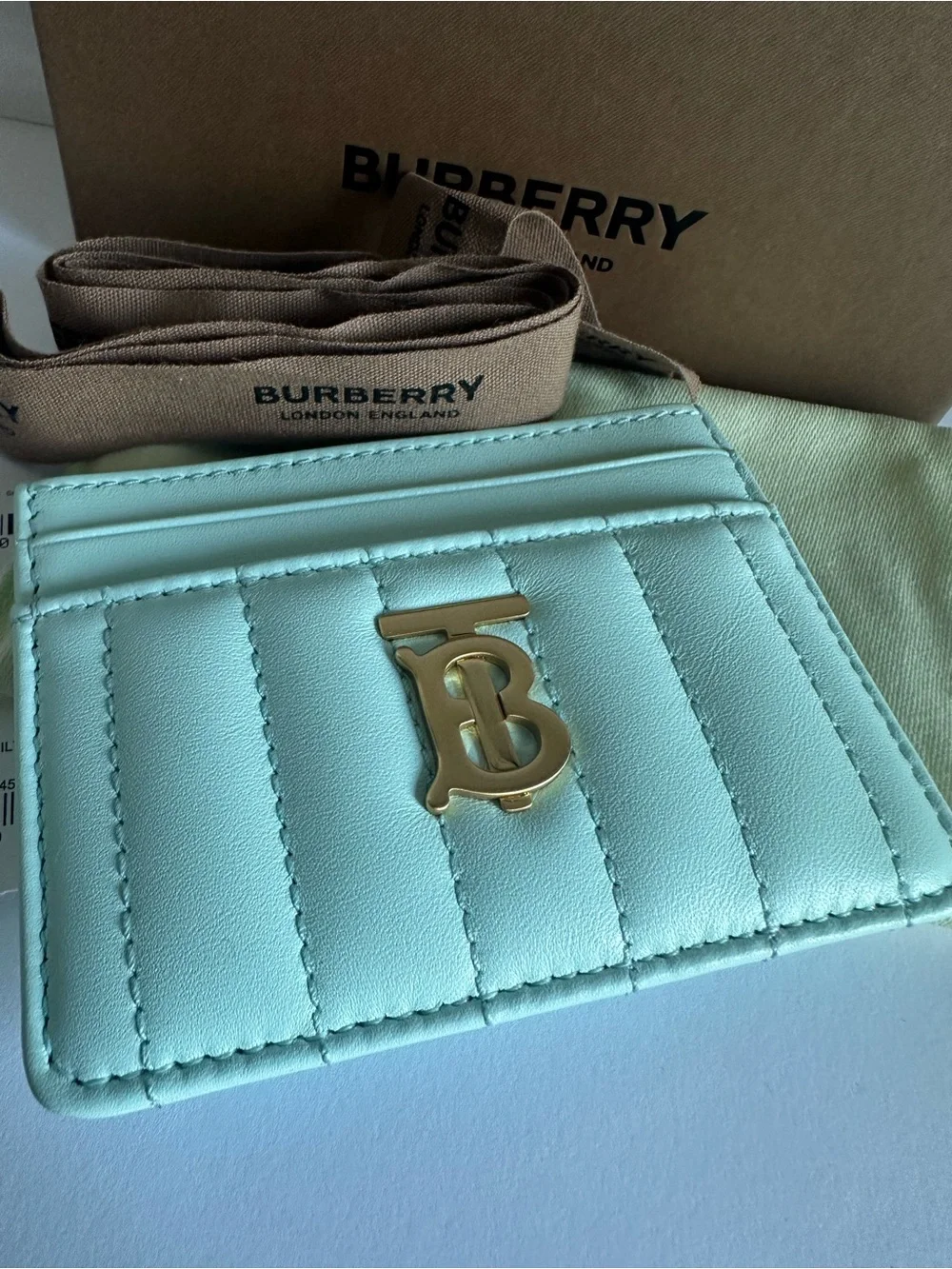 NWT Burberry Lola Cool Mint Quilted Leather TB Card Case Full Set